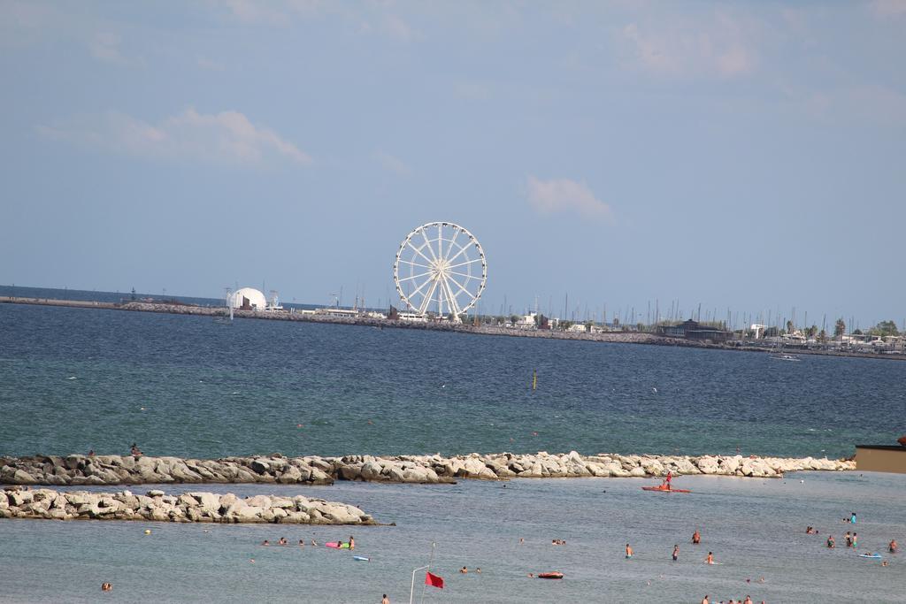 Hotel Brenta Viserbella di Rimini 外观 照片