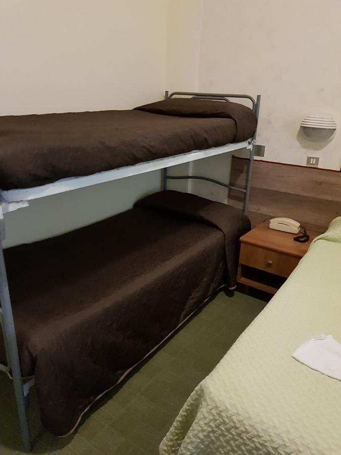Hotel Brenta Viserbella di Rimini 外观 照片