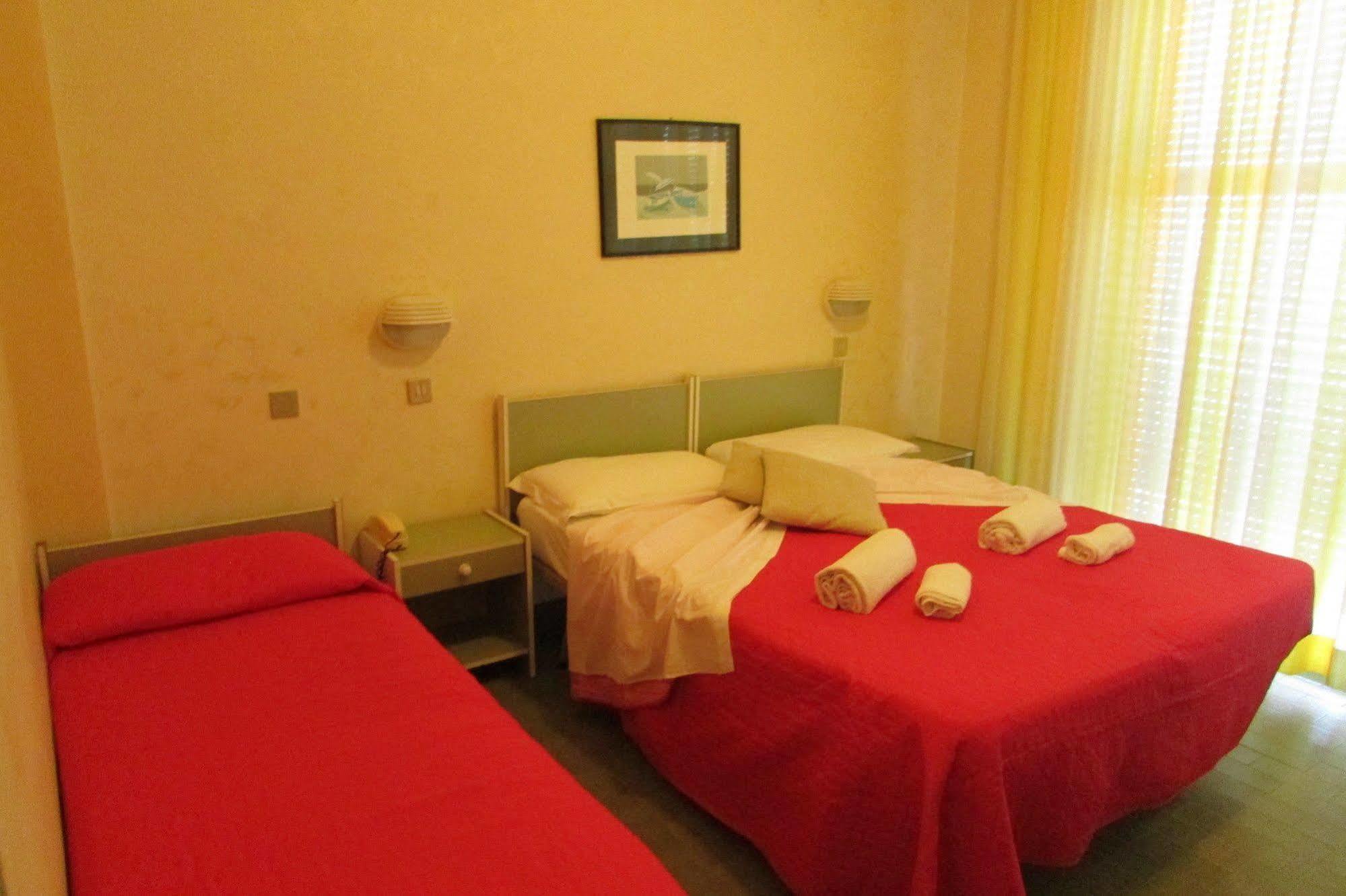 Hotel Brenta Viserbella di Rimini 外观 照片